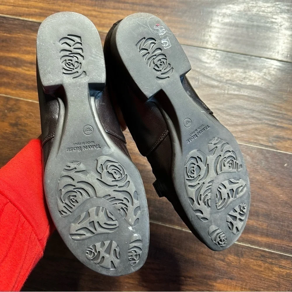 Taryn Rose Brown Leather Criss Cross Loafers